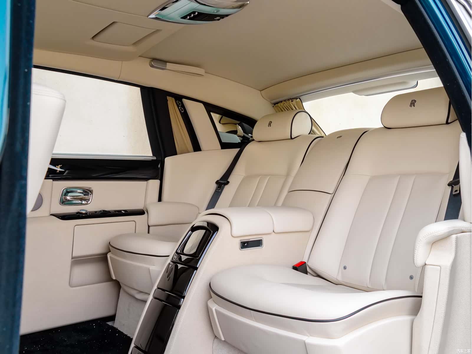 Rolls-Royce Phantom, 2013 14