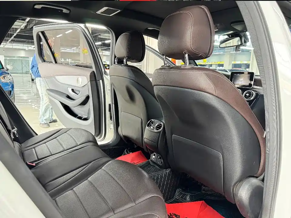 Mercedes-Benz GLC Mercedes-Benz GLC