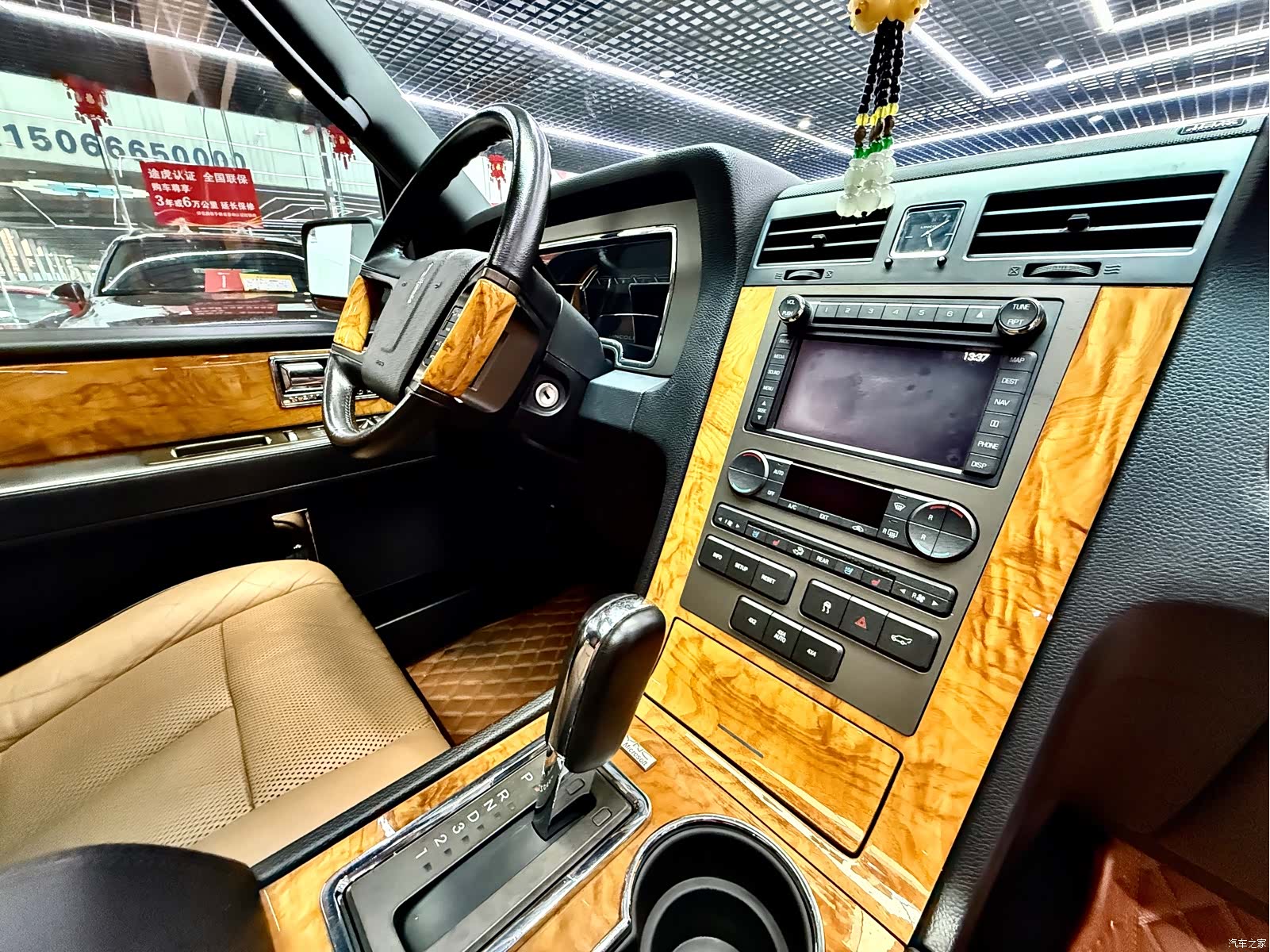 Lincoln Navigator, 2012 11