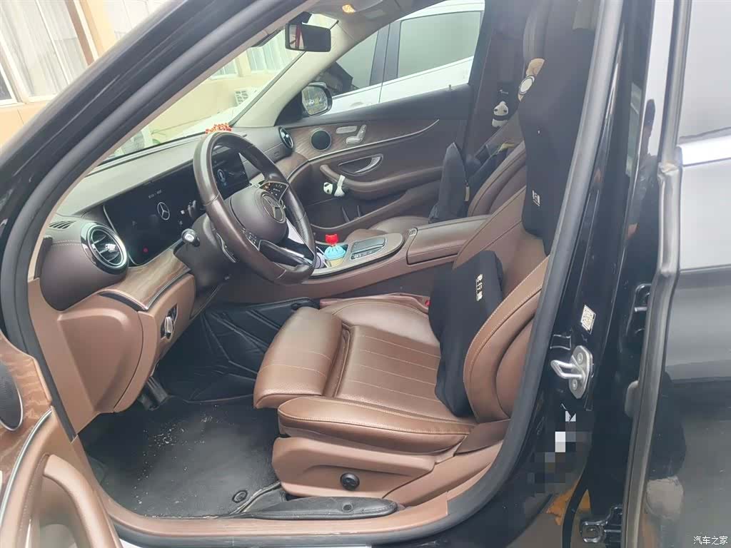 Mercedes-Benz E-Class, 2022 8
