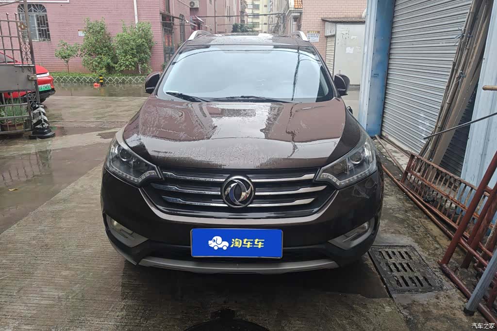 DongFeng AX7, 2016 2