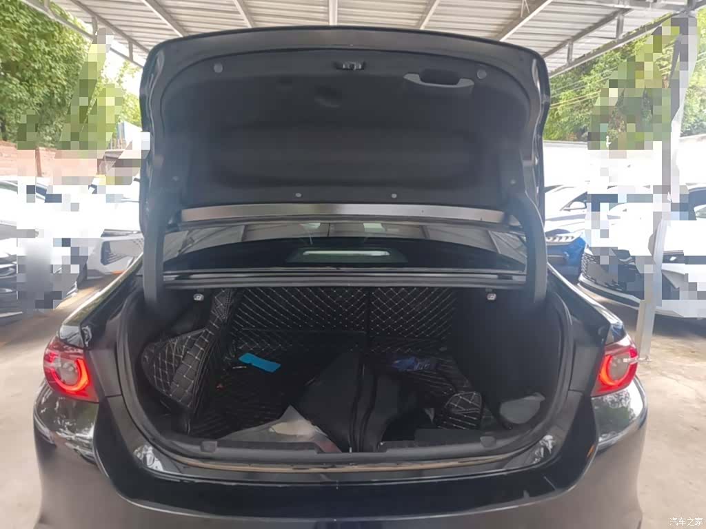 Mazda Mazda3, 2021 19