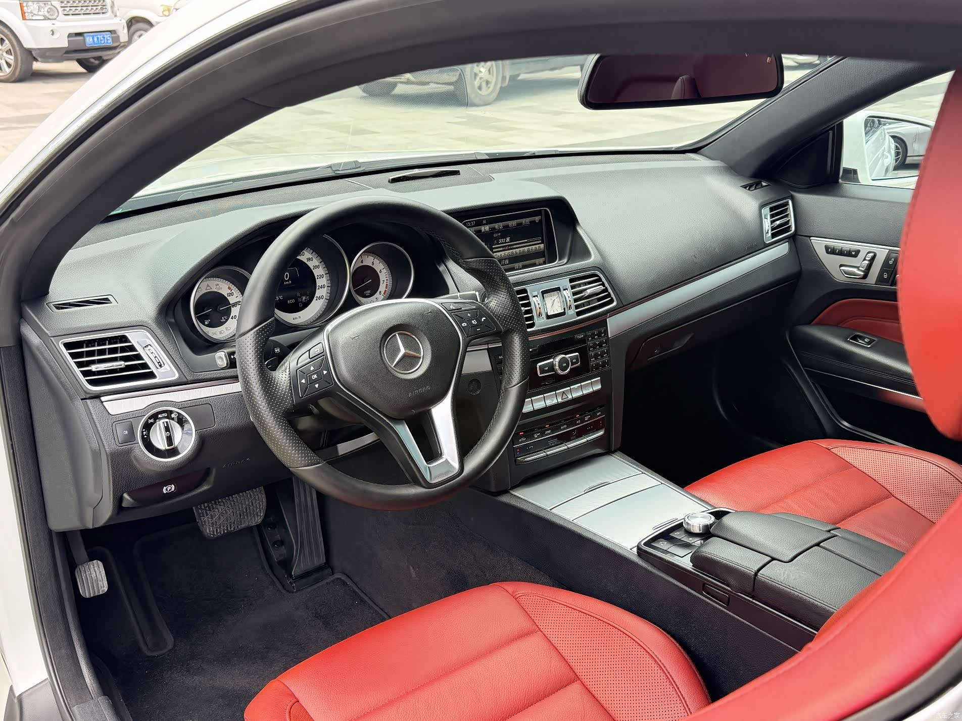 Mercedes-Benz E-Class, 2015 12