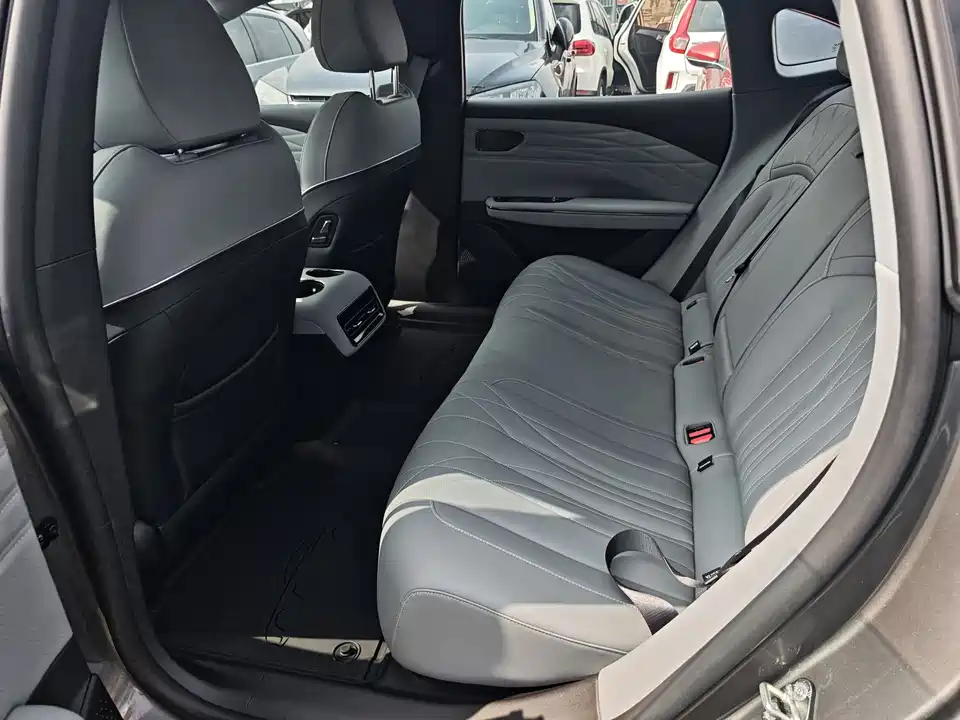 Geely Galaxy Galaxy E8