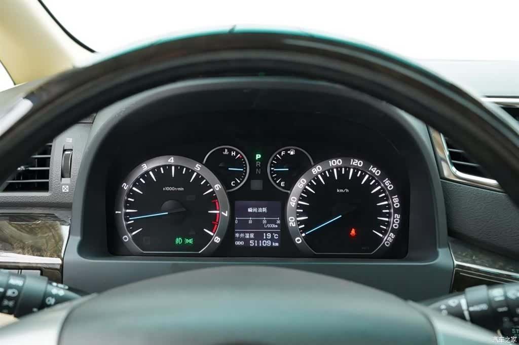 Toyota Alphard, 2012 32