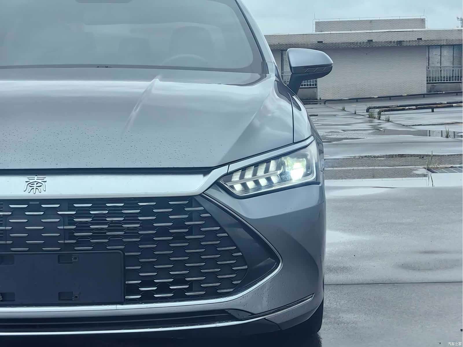 BYD Qin, 2022 4