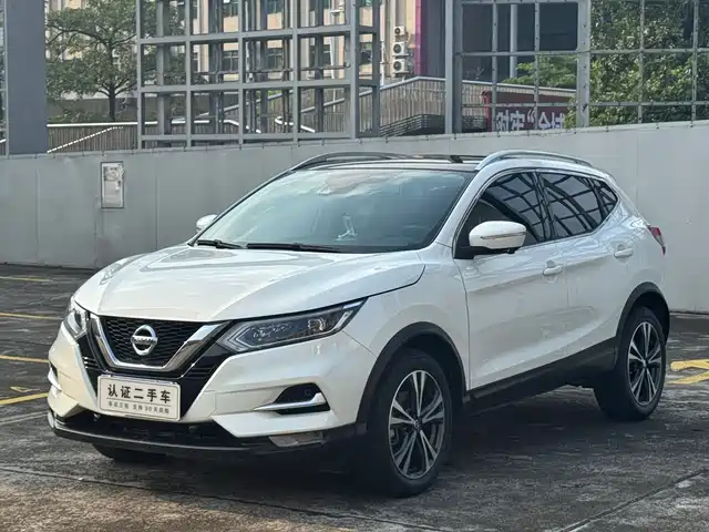 Nissan Qashqai 2022 — купить из Китая под заказ