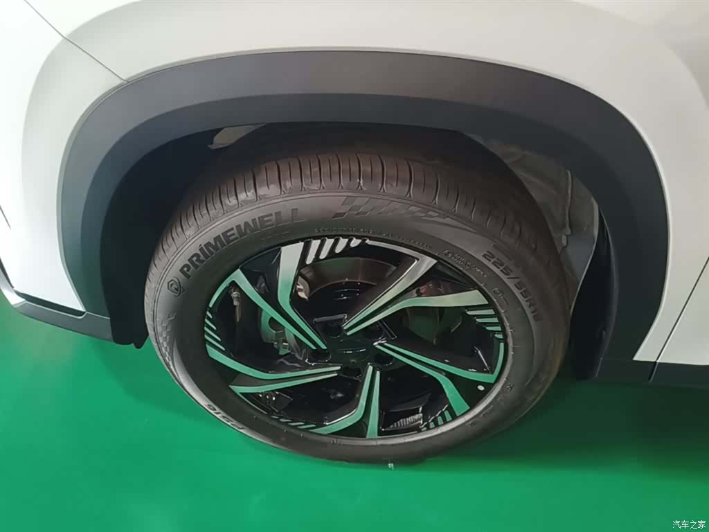 Geely Boyue, 2026 23