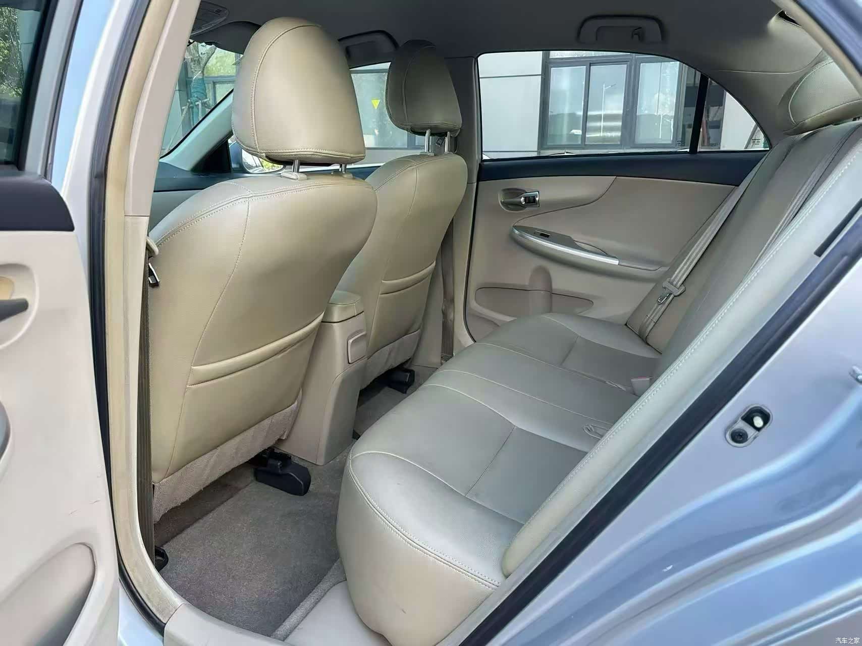 Toyota Corolla, 2012 8