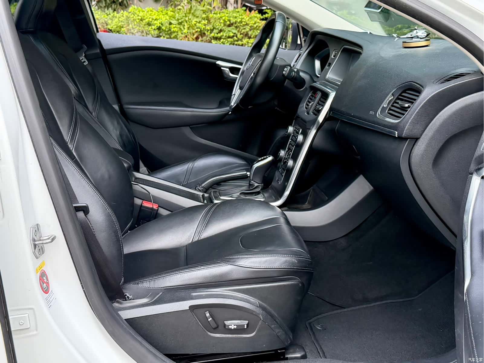 Volvo V40, 2016 33