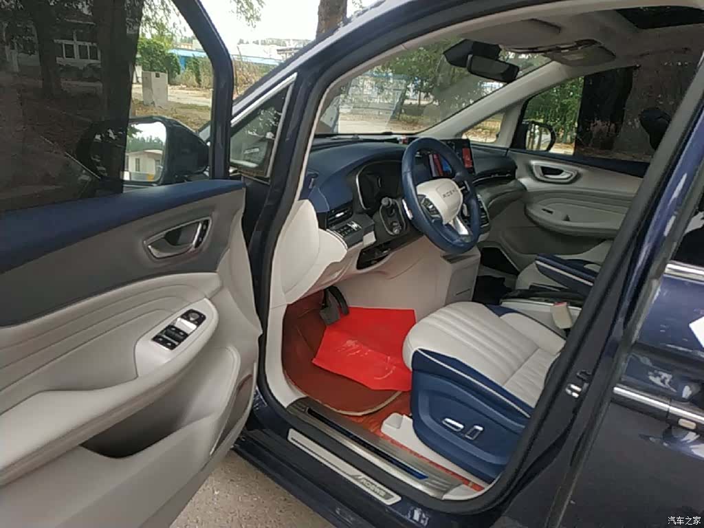 Roewe iMAX8, 2021 16