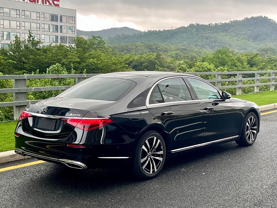 Mercedes-Benz S-class Mercedes-Benz S-class