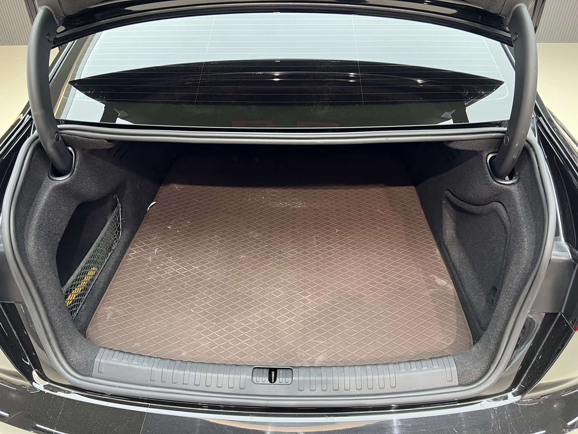 Audi A6L, 2025 7