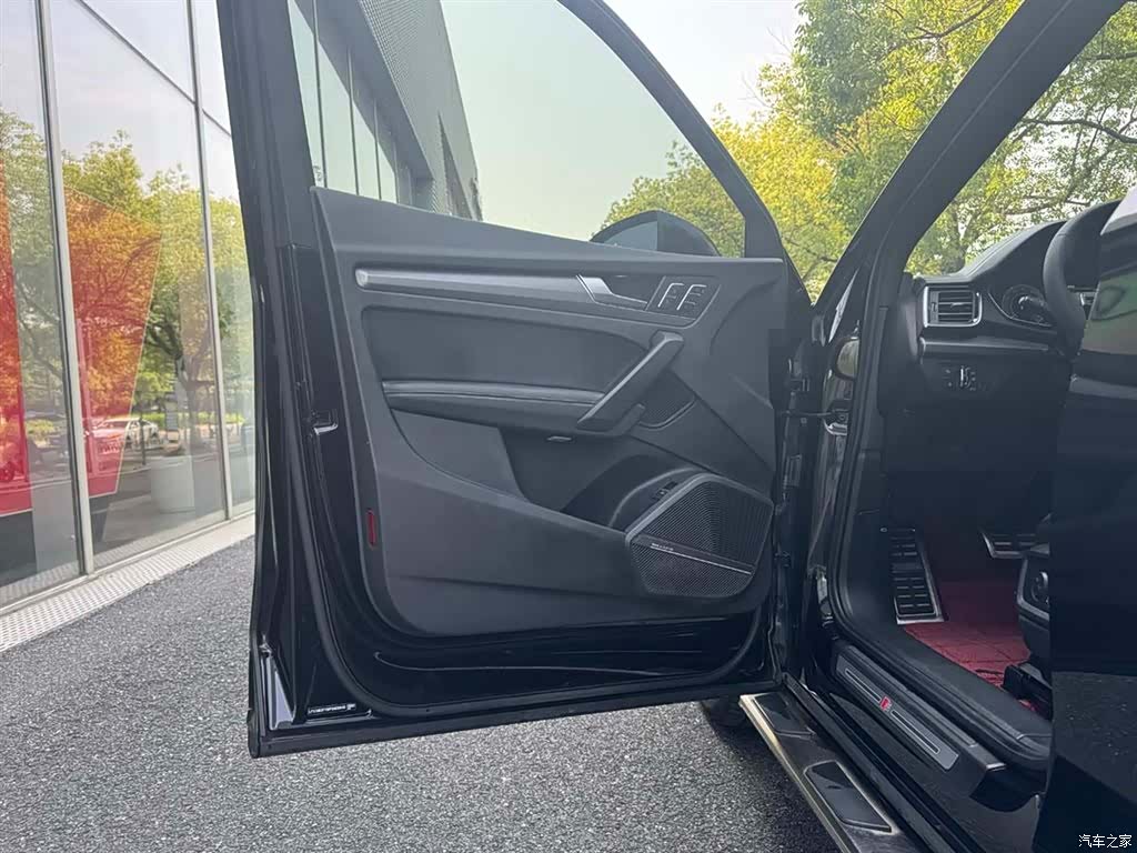 Audi Q5L, 2023 10