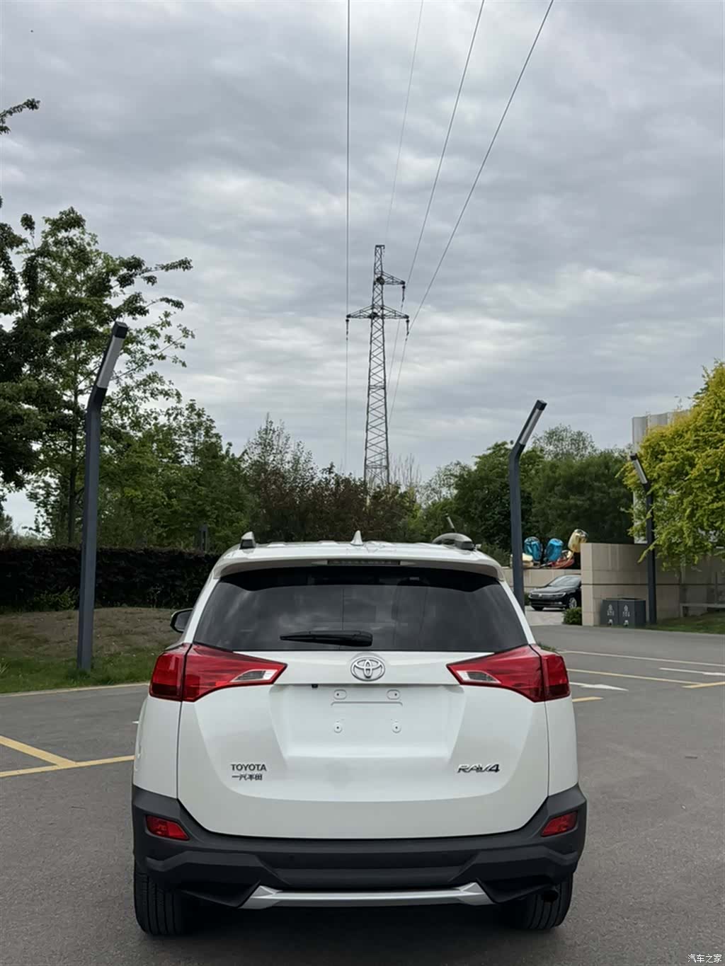 Toyota RAV4, 2015 7