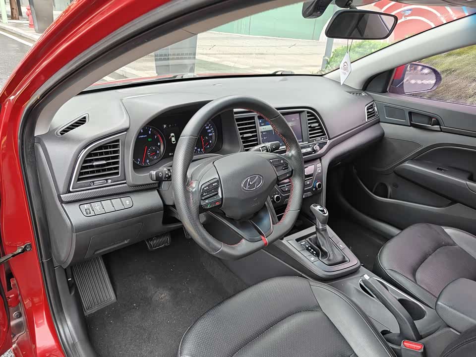Hyundai Lead