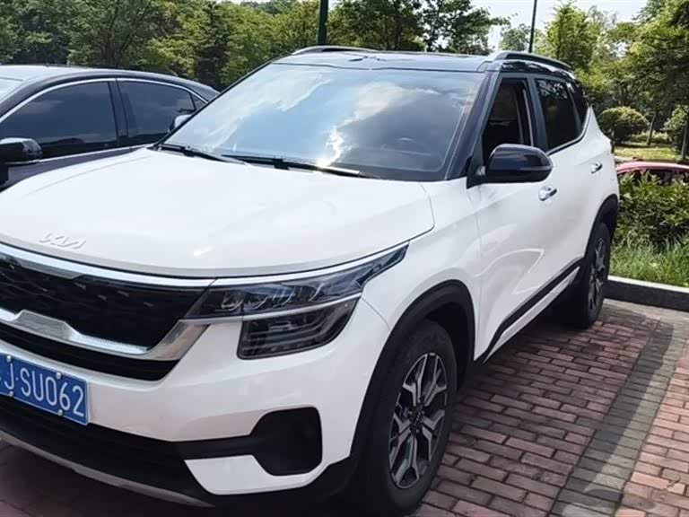 Kia KX3