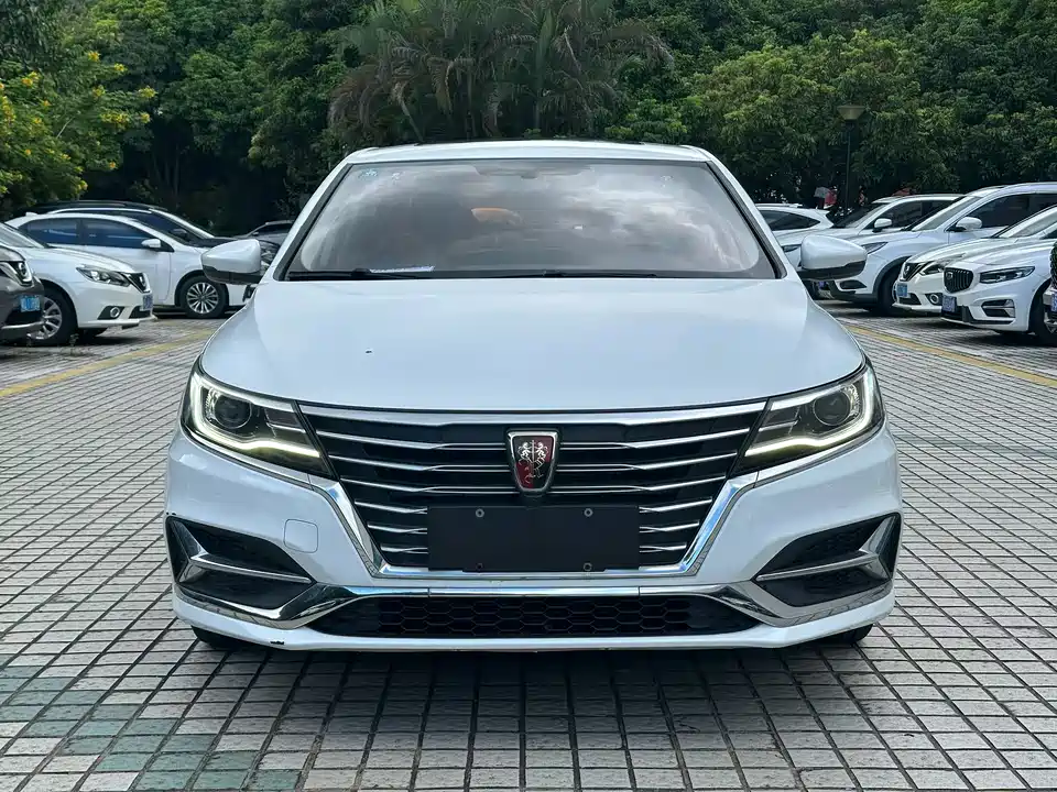 Roewe i6