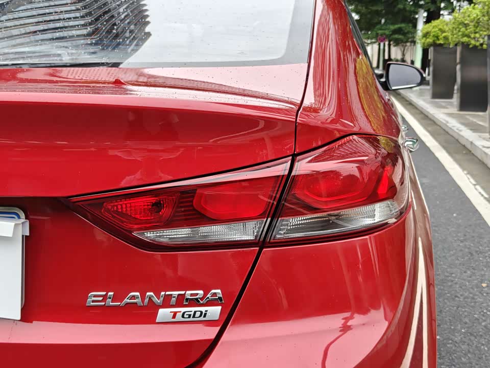 Hyundai Lead