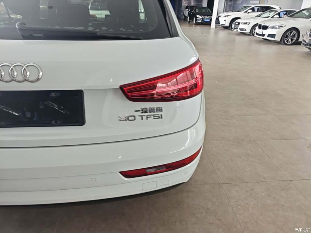 Audi Q3, 2018 8