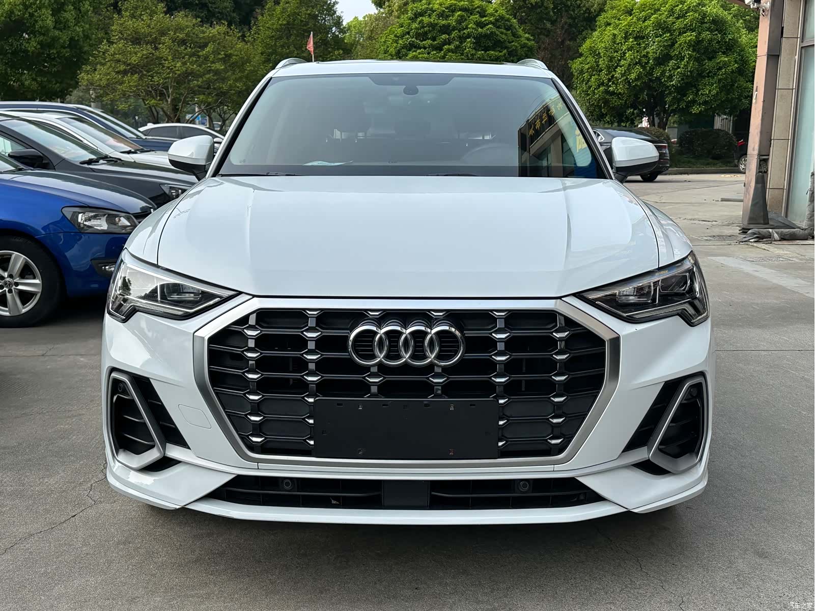 Audi Q3, 2021 все фото