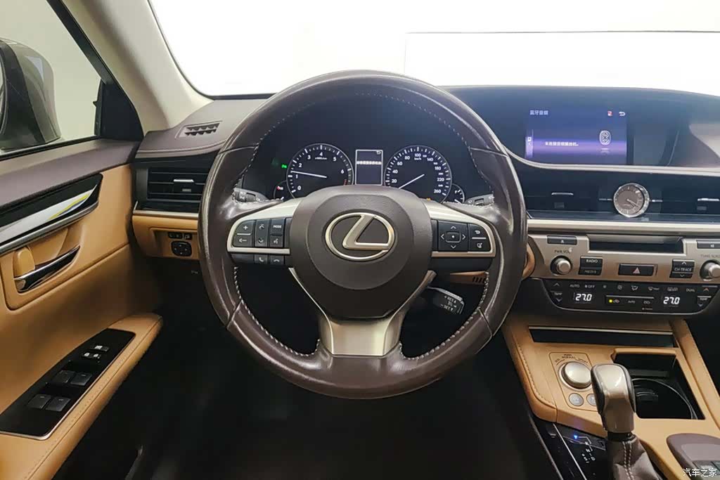 Lexus ES, 2017 15