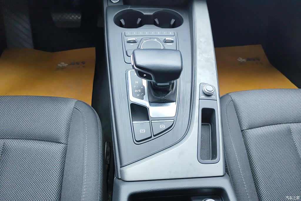 Audi A4L, 2020 16