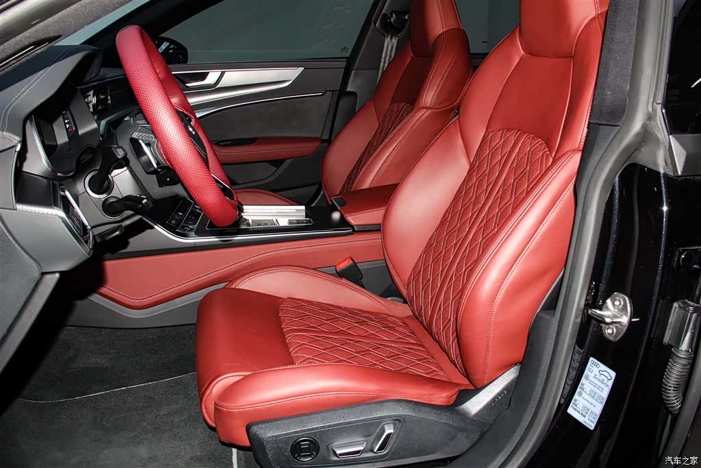 Audi A7L, 2025 19