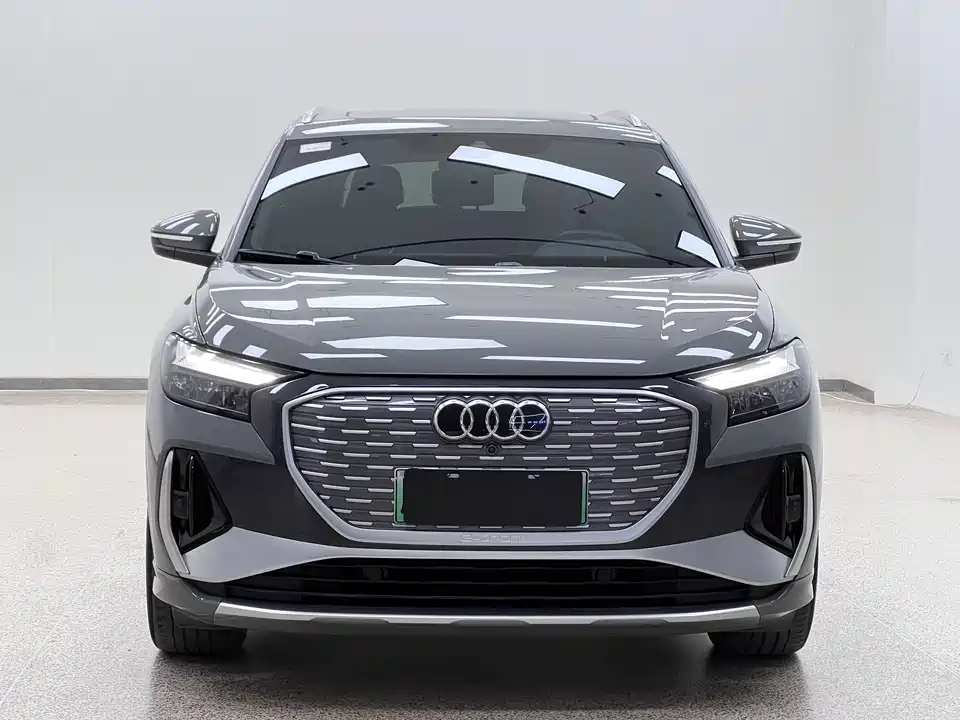Audi Q4