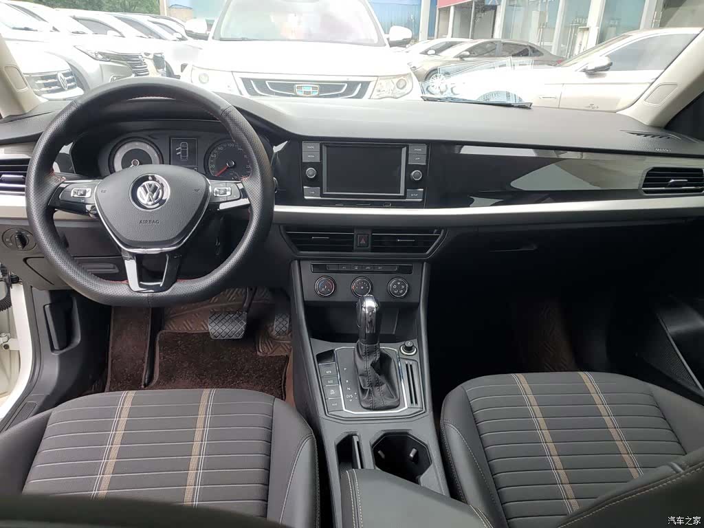 Volkswagen Lavida, 2019 10