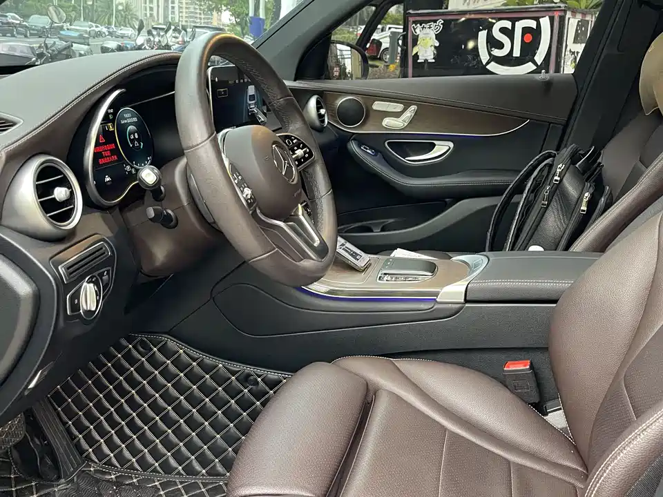 Mercedes-Benz GLC Mercedes-Benz GLC