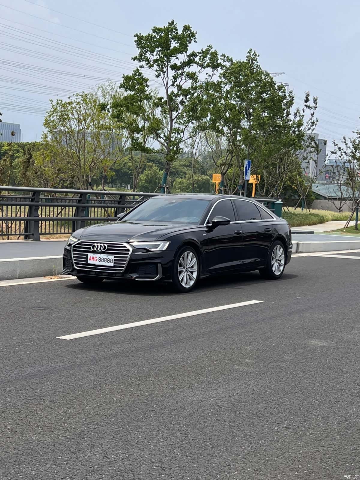 Audi A6L, 2022 1