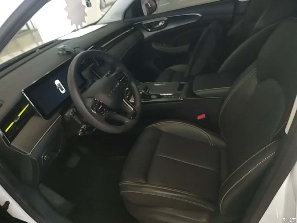 Roewe RX5, 2024 15