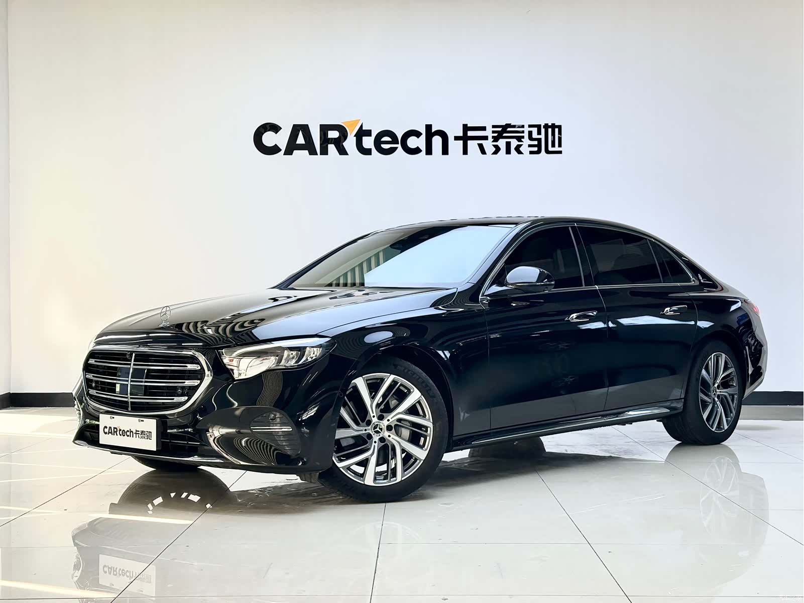 Mercedes-Benz E-Class, 2024 3