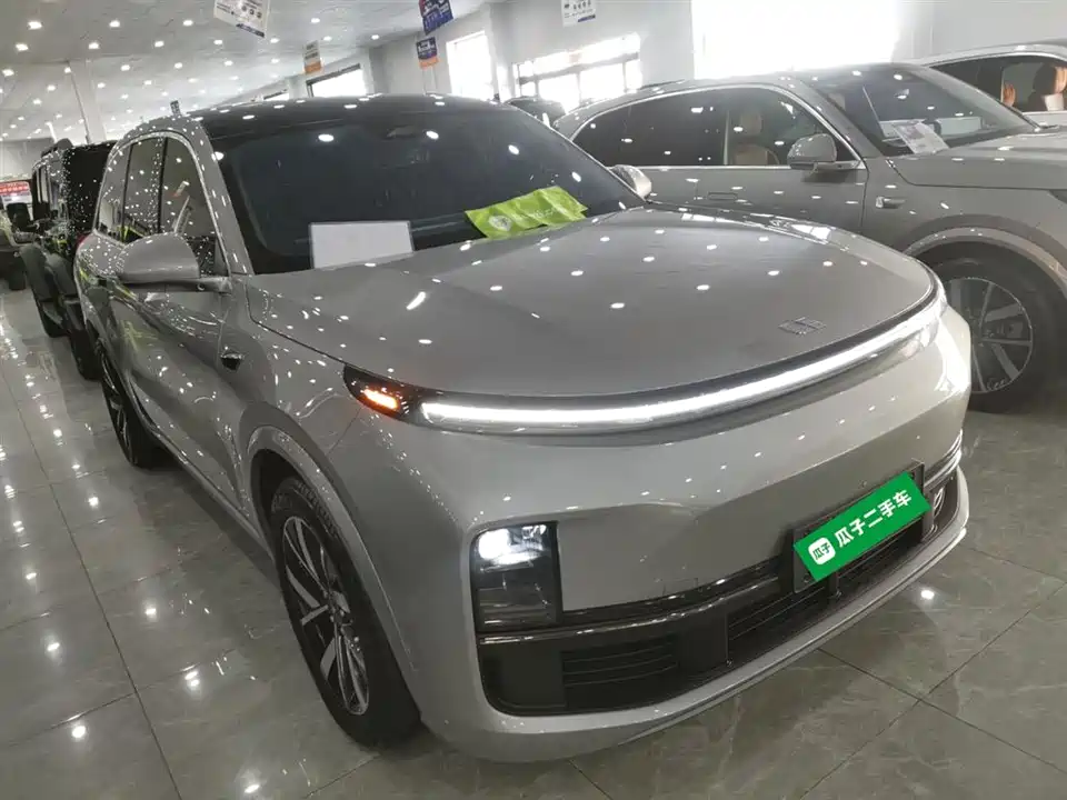Li Auto Ideal L8