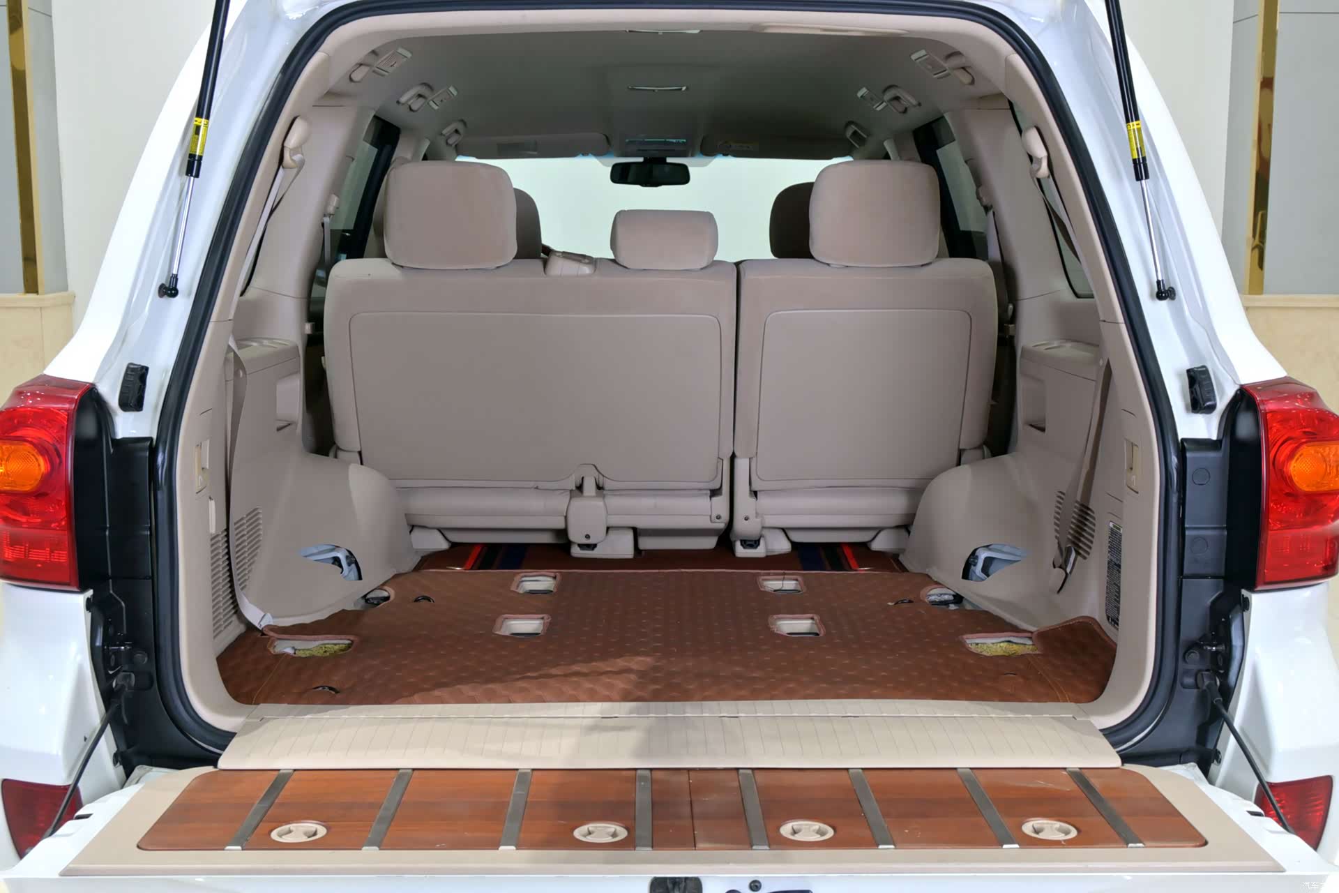 Toyota Land Cruiser, 2018 25