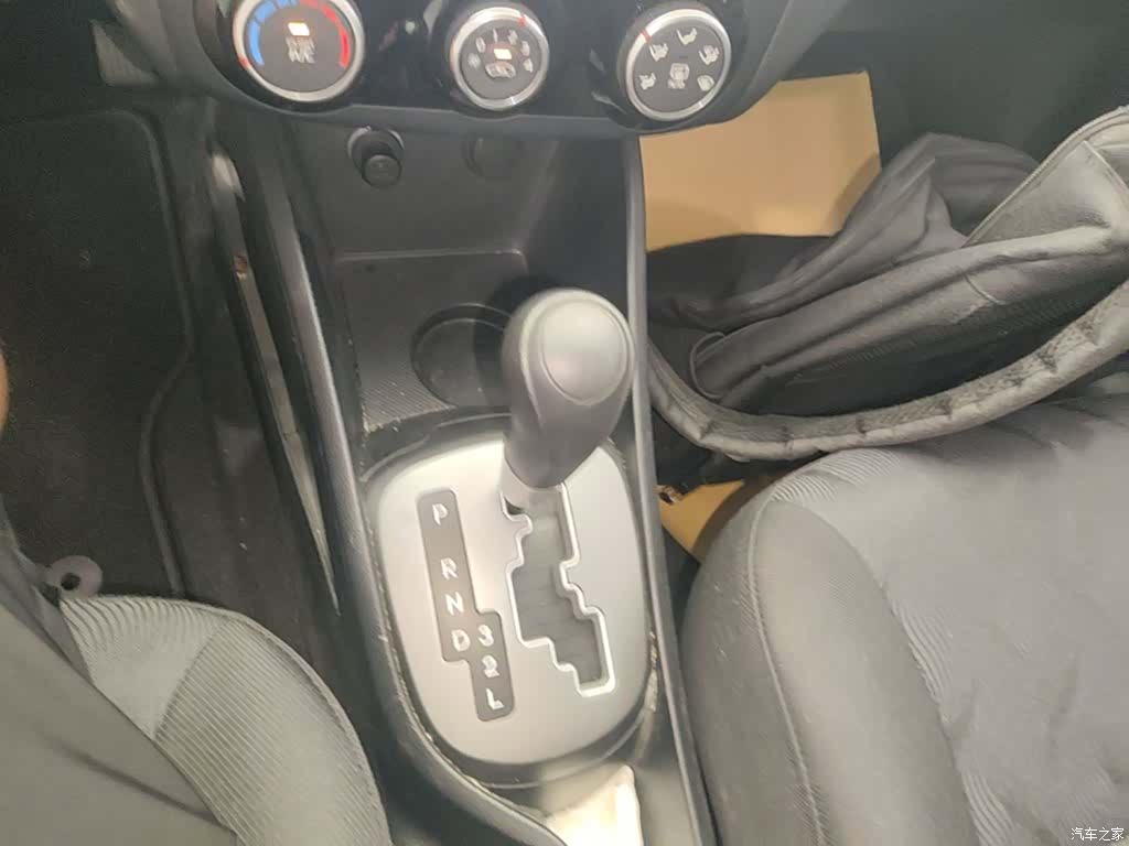 Kia K2, 2016 14
