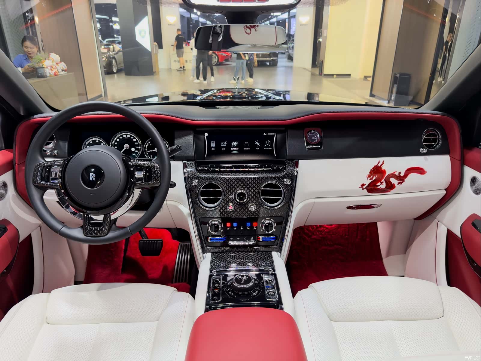 Rolls-Royce Cullinan, 2022 21