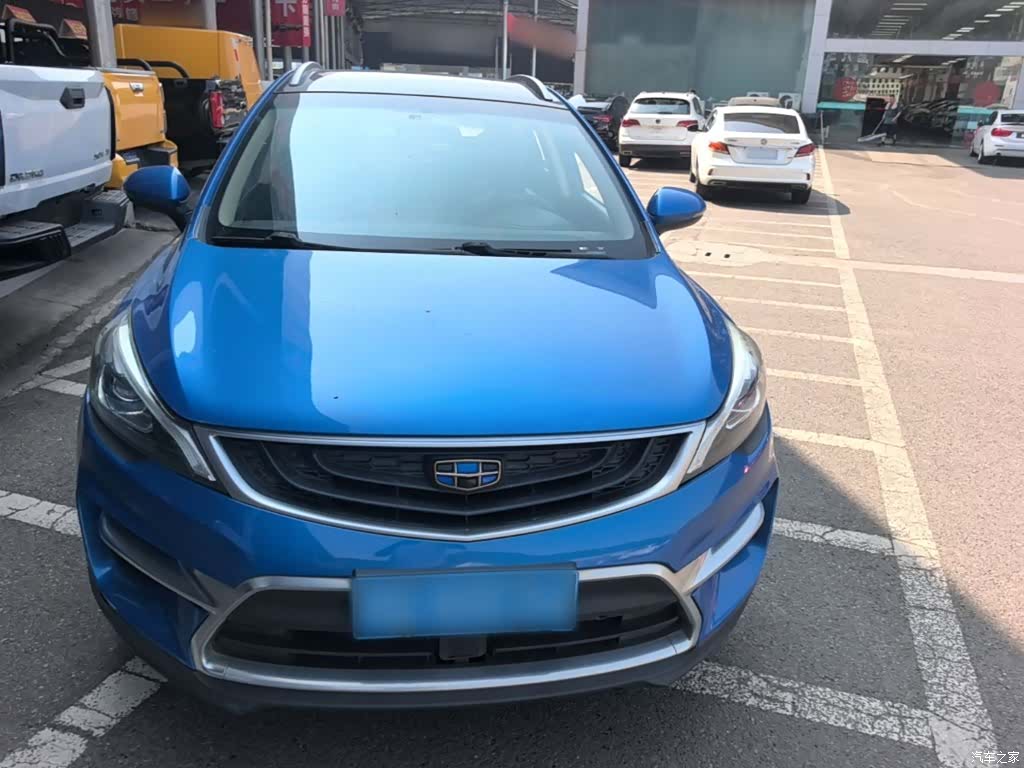 Geely Emgrand, 2017 3