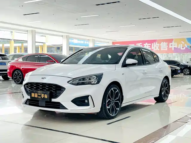 Ford Focus 2019 — купить из Китая под заказ