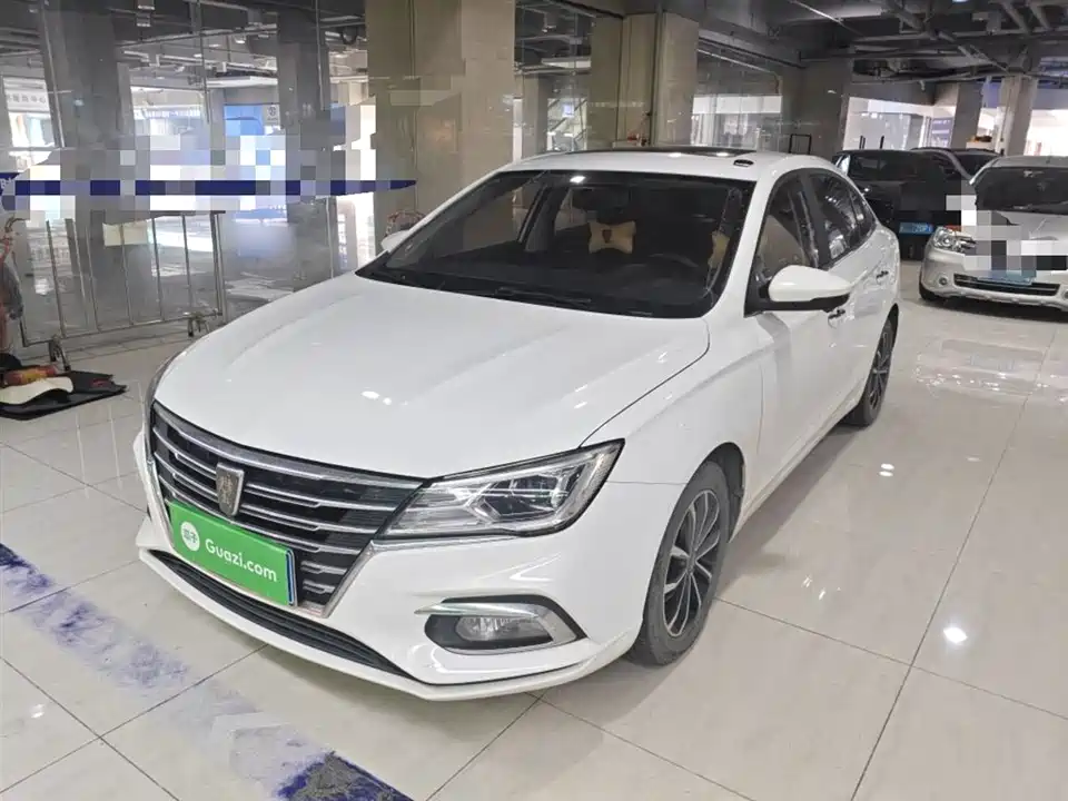 Roewe i5