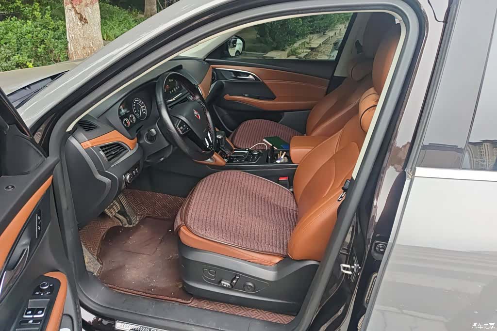 Borgward BX7, 2019 9
