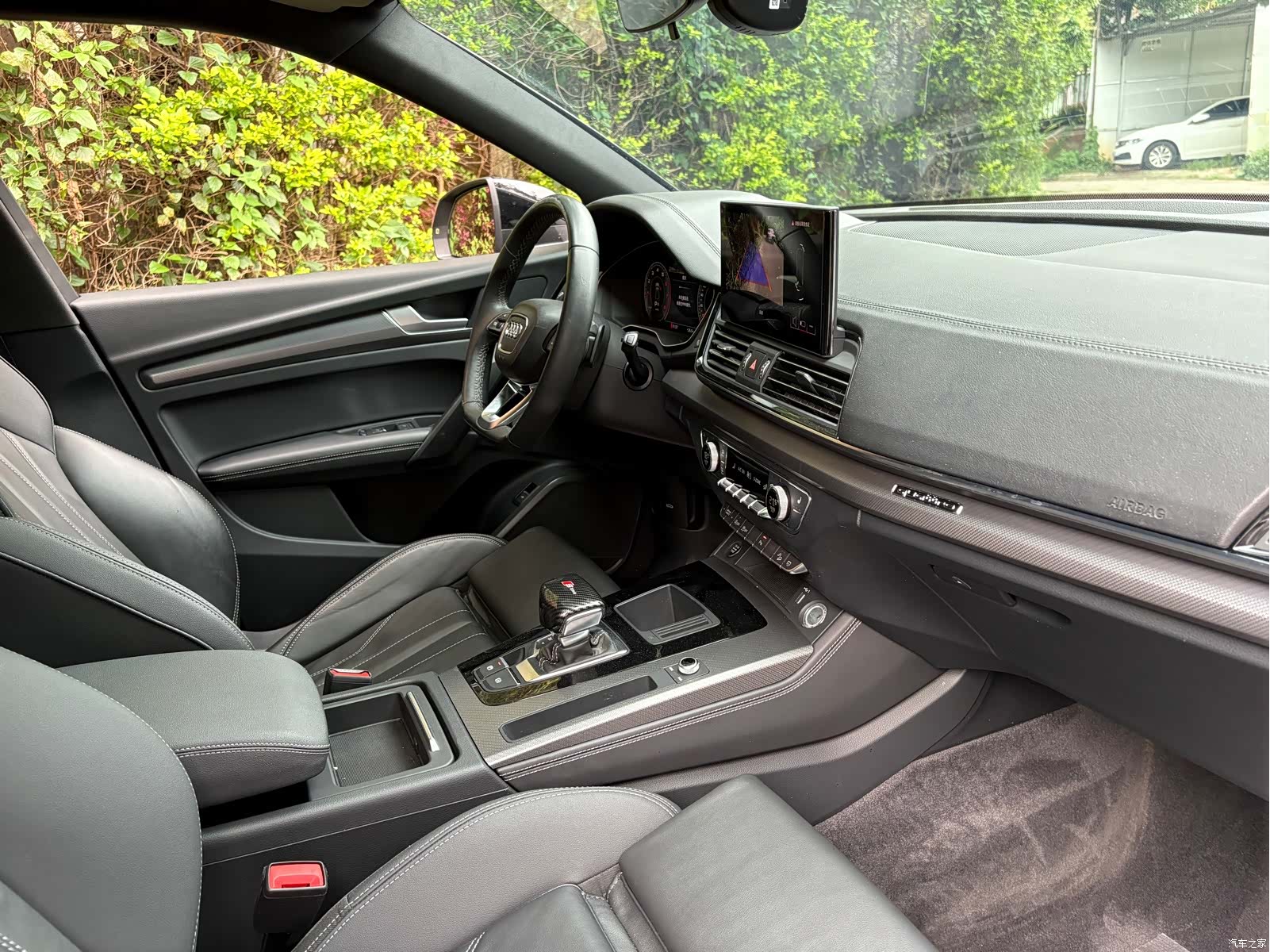 Audi Q5L, 2024 11
