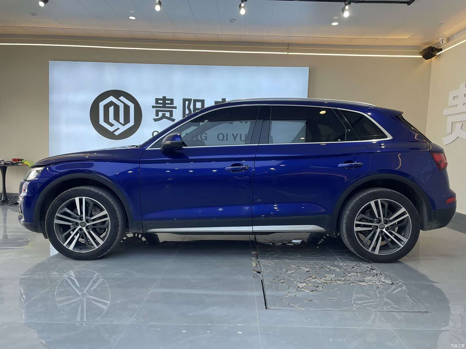 Audi Q5L, 2018 все фото