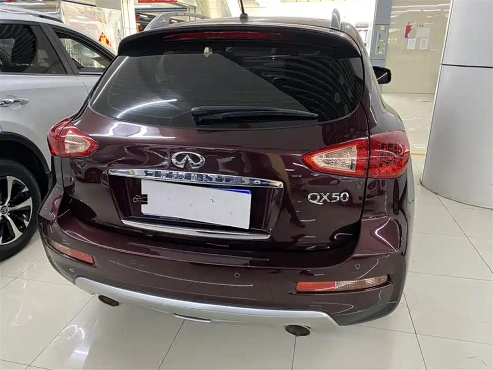 Infiniti QX50