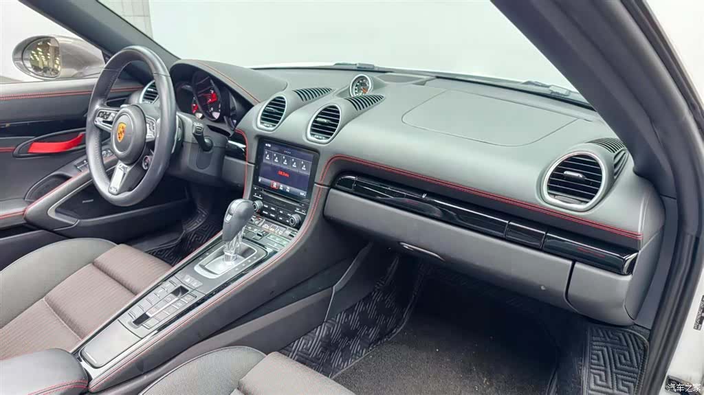 Porsche Boxster, 2021 11