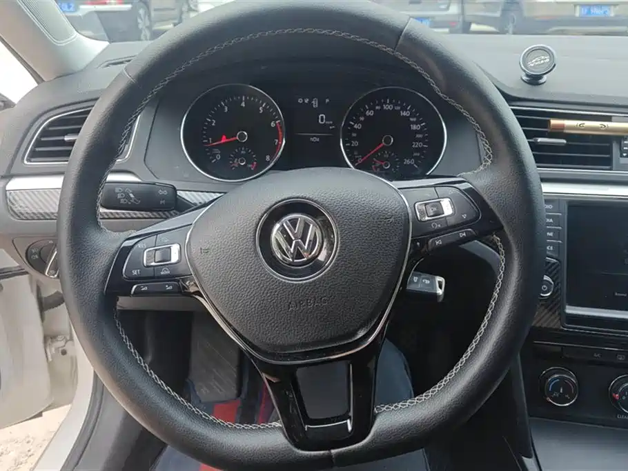 Volkswagen Lingdu