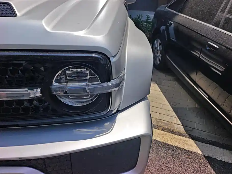 CrossBoundary Co-creation tank 300