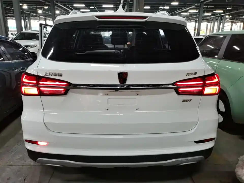 Roewe RX5