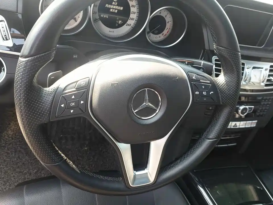 Mercedes-Benz E-class Mercedes-Benz E-class